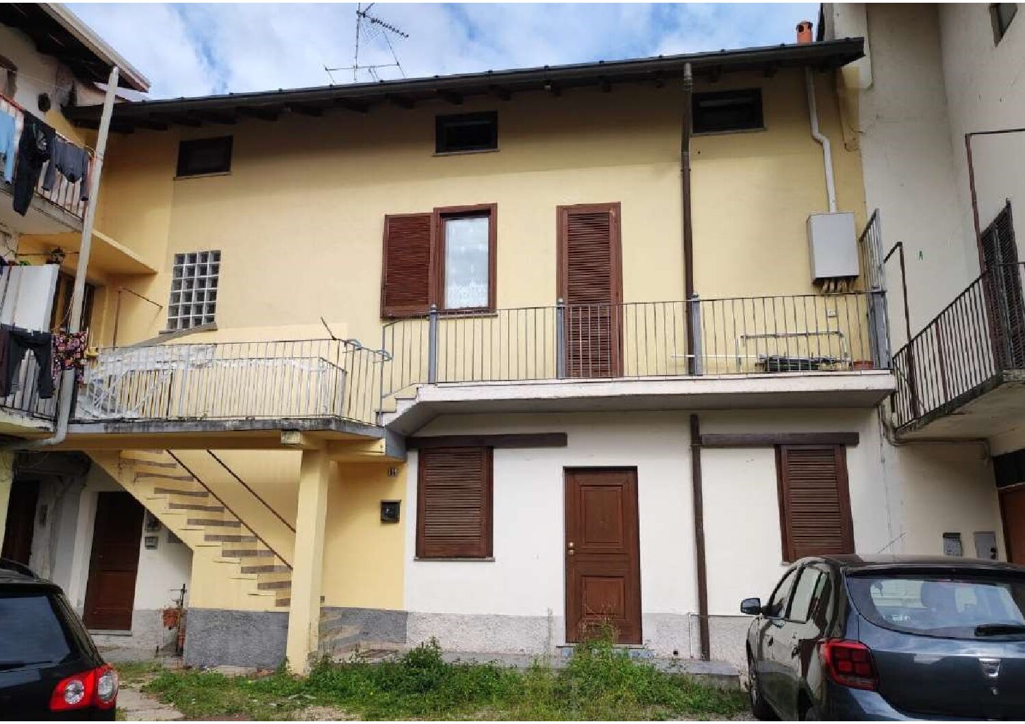 ABITAZIONE IN CORTE E RUSTICO PERTINENZIALE